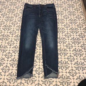 American Eagle Outfitter 30” ( size 10) jeansG0205